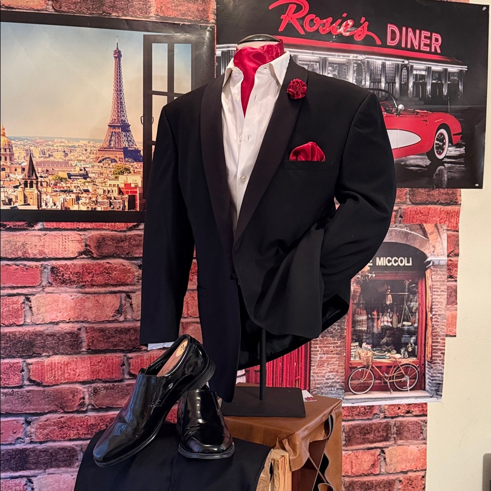 Istante Tuxedo Coat - Picture 11 of 17